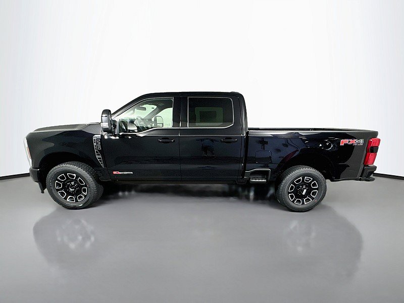 New 2027 Ford F350 Platinum w/ FX4 Off-Road Package AWD/4WD image 4