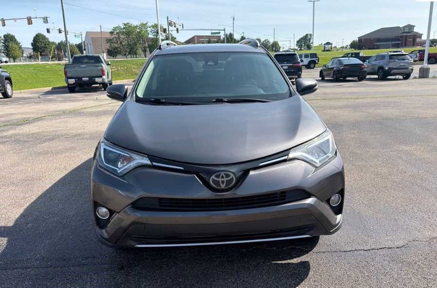 Used 2018 Toyota RAV4 XLE FWD video 2