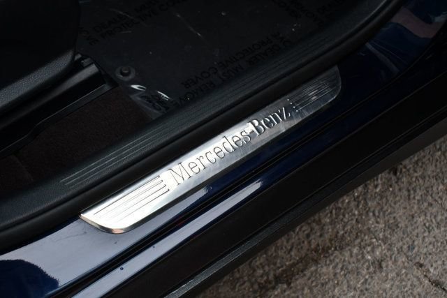 Used 2018 Mercedes-Benz GLC 300 GLC 300 4MATIC SUV w/ Multimedia Package image 40