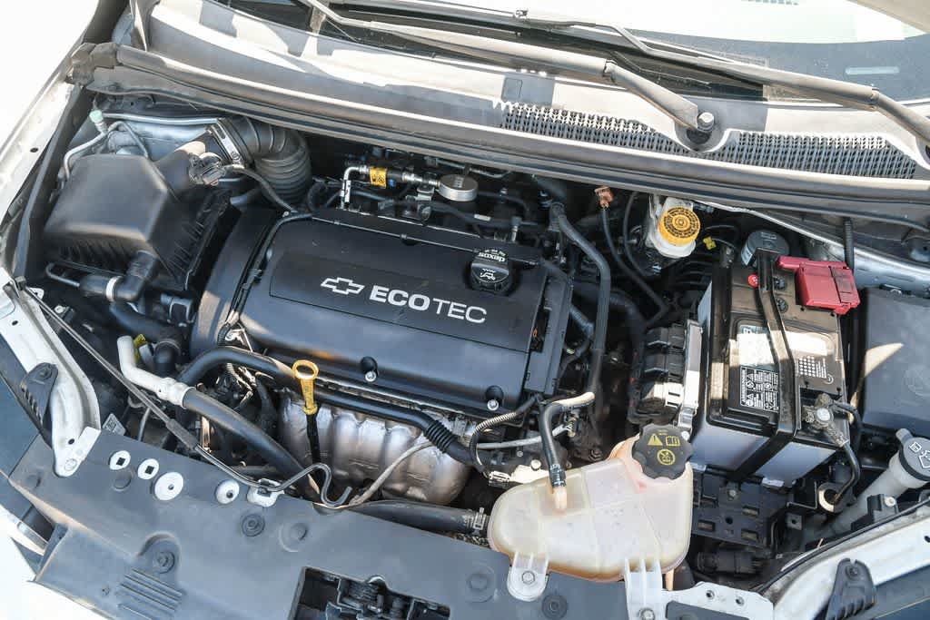 Used 2016 Chevrolet Sonic LT FWD image 30