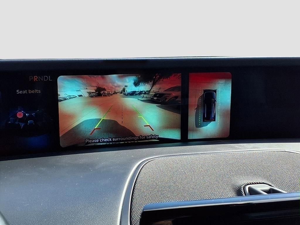 Used 2024 Lincoln Nautilus Reserve image 11