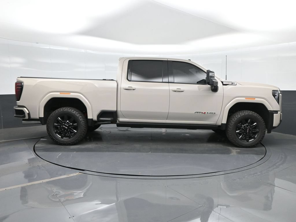 Used 2026 GMC Sierra 2500 AT4 w/ AT4 Premium Plus Package AWD/4WD image 10
