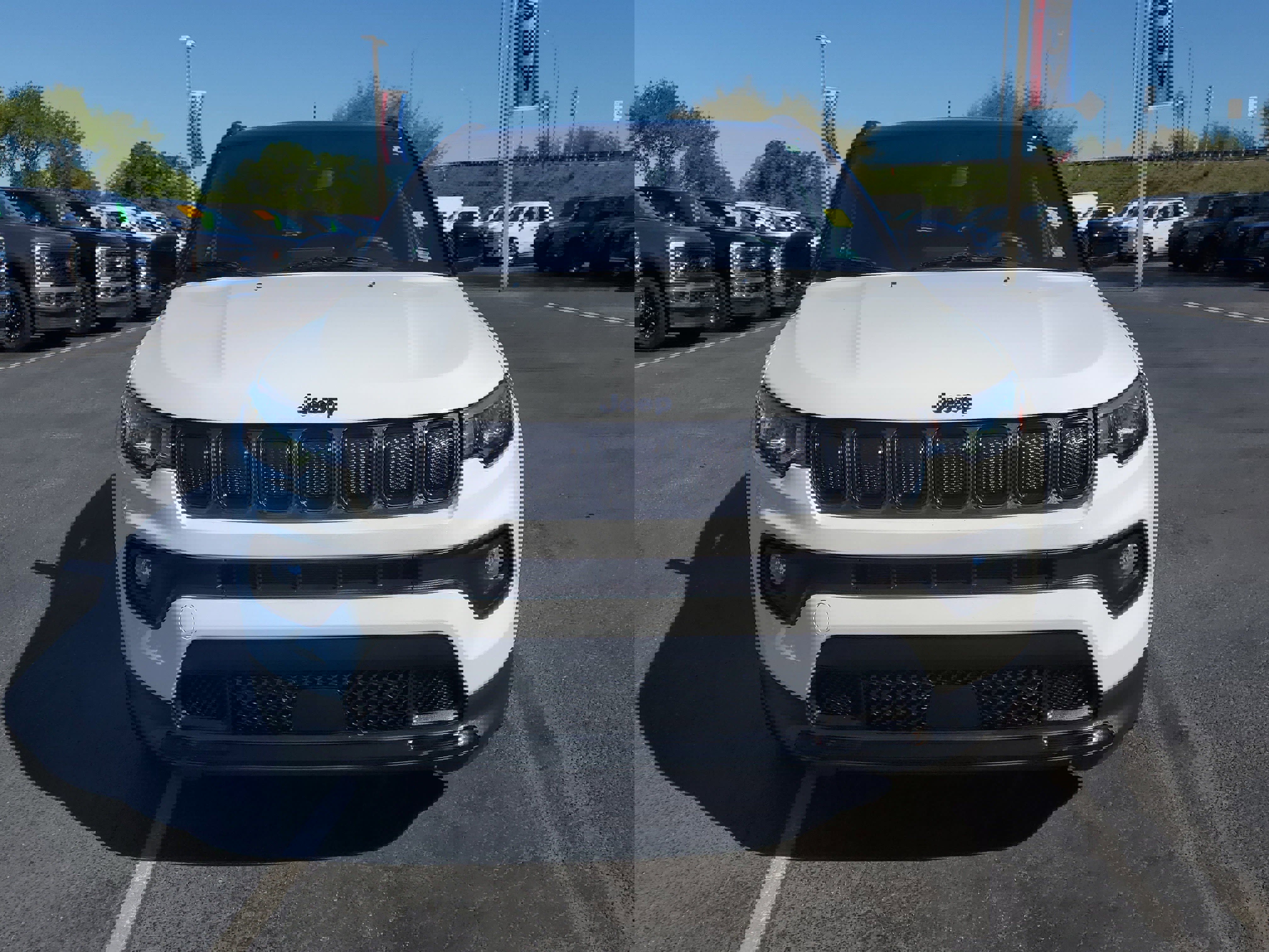 Used 2022 Jeep Compass Altitude w/ Sun and Sound Group image 2