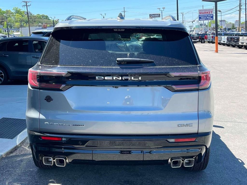 New 2026 GMC Acadia Denali Ultimate w/ LPO, Floor Liner Package image 4