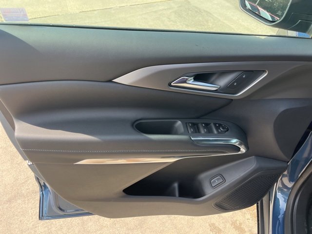 New 2026 Chevrolet Traverse LT w/ Driver Confidence Package image 14