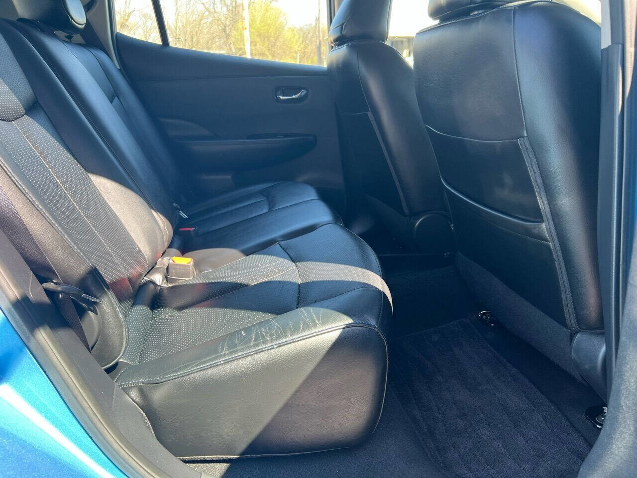 Used 2014 Nissan Leaf SL w/ Premium Package image 55