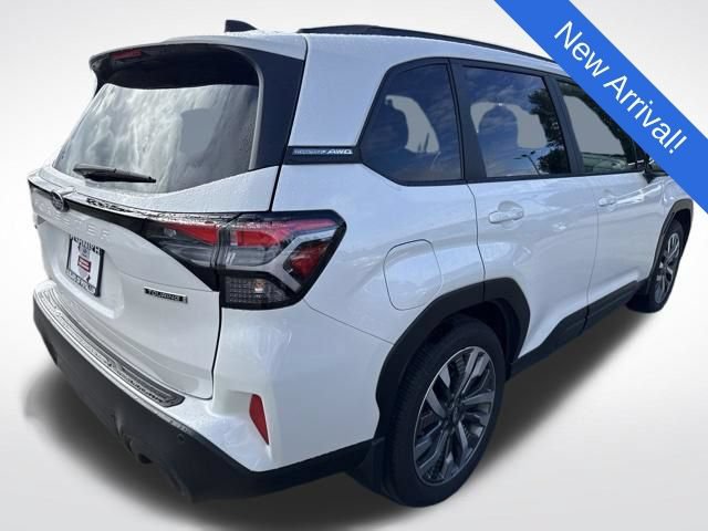 Certified 2025 Subaru Forester Touring AWD/4WD image 7