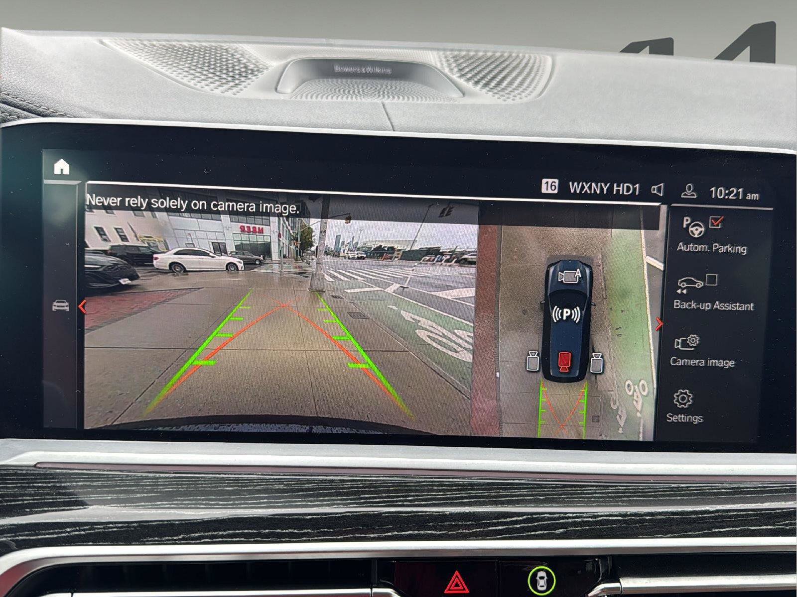 Used 2022 BMW X7 M50i AWD/4WD image 31
