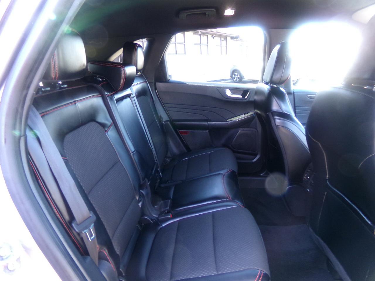 Used 2024 Ford Escape ST-Line Select w/ Tech Pack #1 AWD/4WD image 36