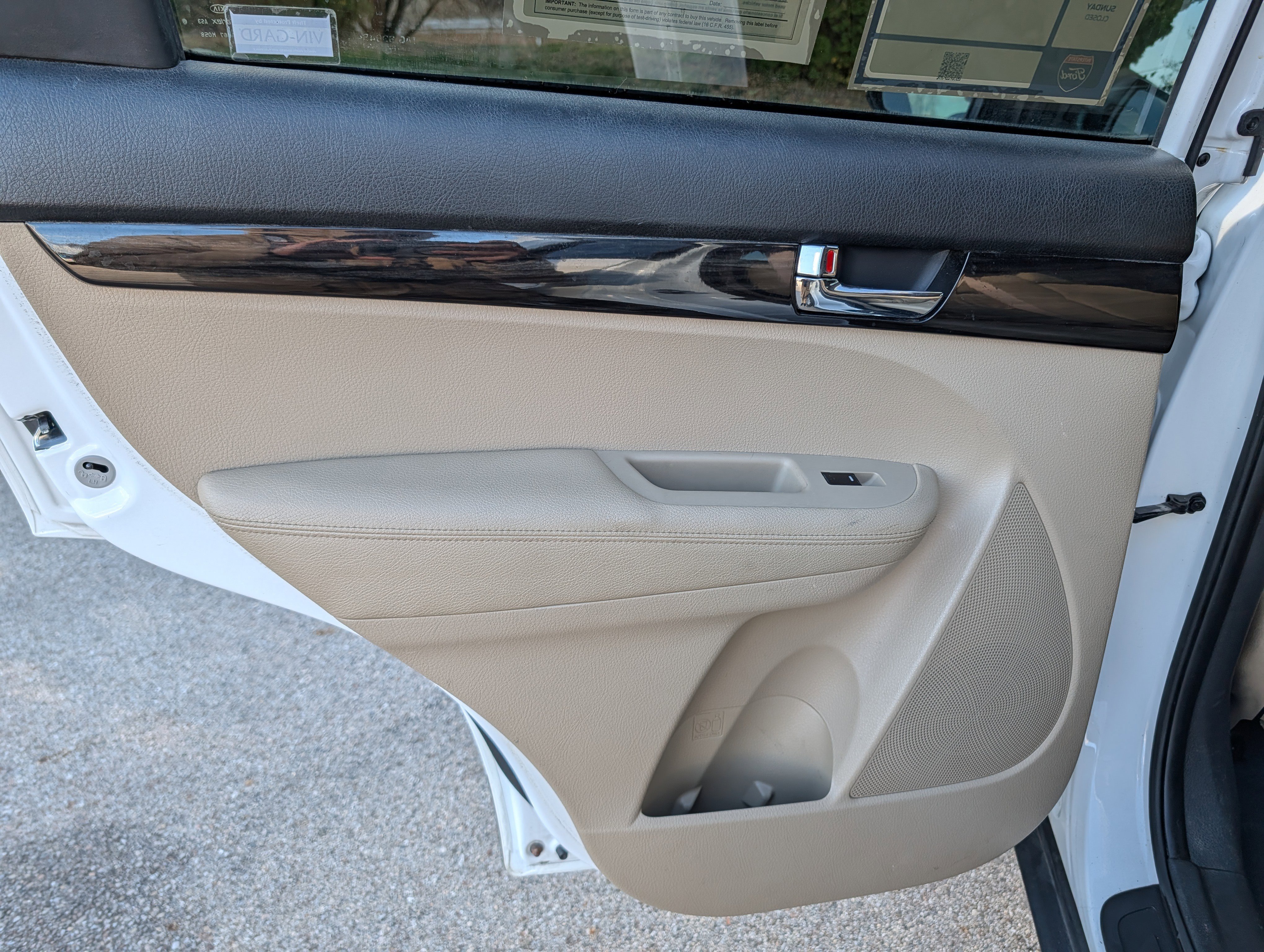 Used 2012 Kia Sorento LX w/ Convenience Pkg image 26