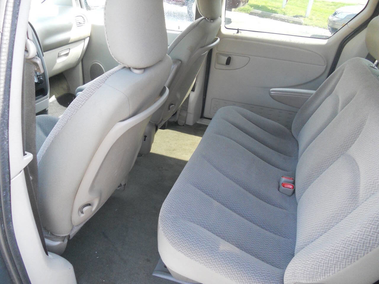 Used 2006 Dodge Caravan SE image 22