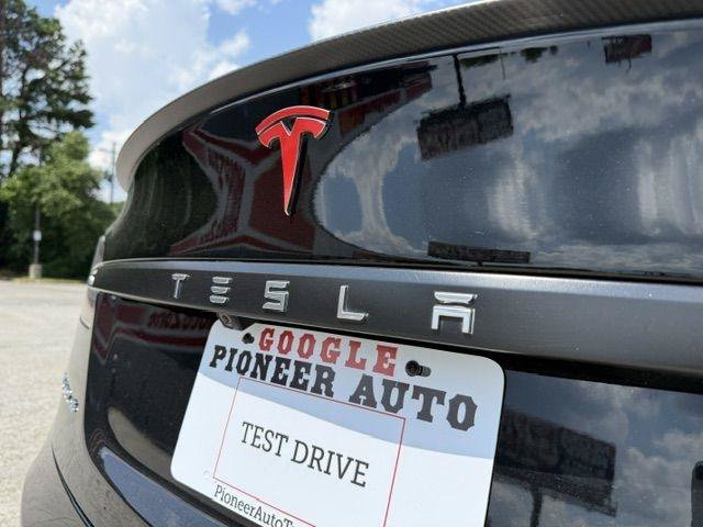 Used 2016 Tesla Model S P90D AWD/4WD image 4