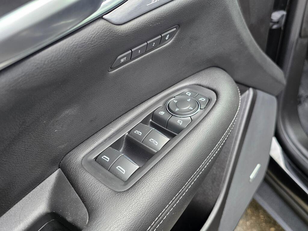 Certified 2023 Cadillac XT5 Sportv w/ Technology Package image 26