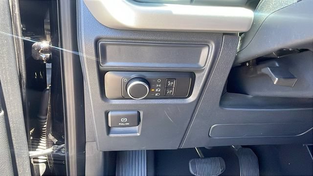 Used 2024 Ford Expedition XLT AWD/4WD image 27