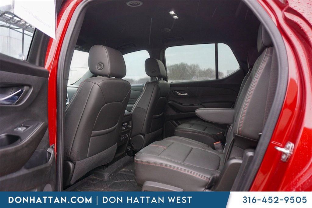 Used 2023 Chevrolet Traverse RS w/ LPO, Floor Liner Package image 22