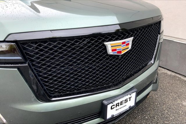 Used 2024 Cadillac Escalade Sport AWD/4WD image 31