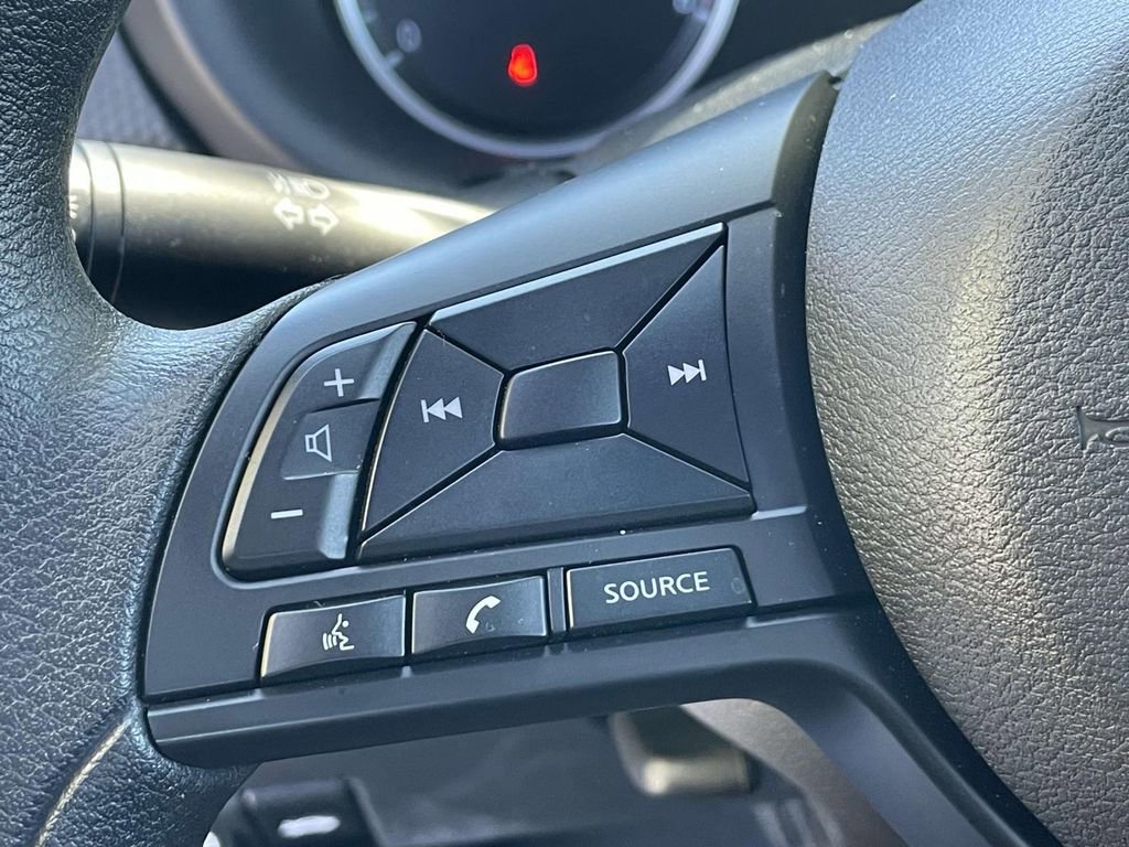 Used 2025 Nissan Kicks Play S image 19