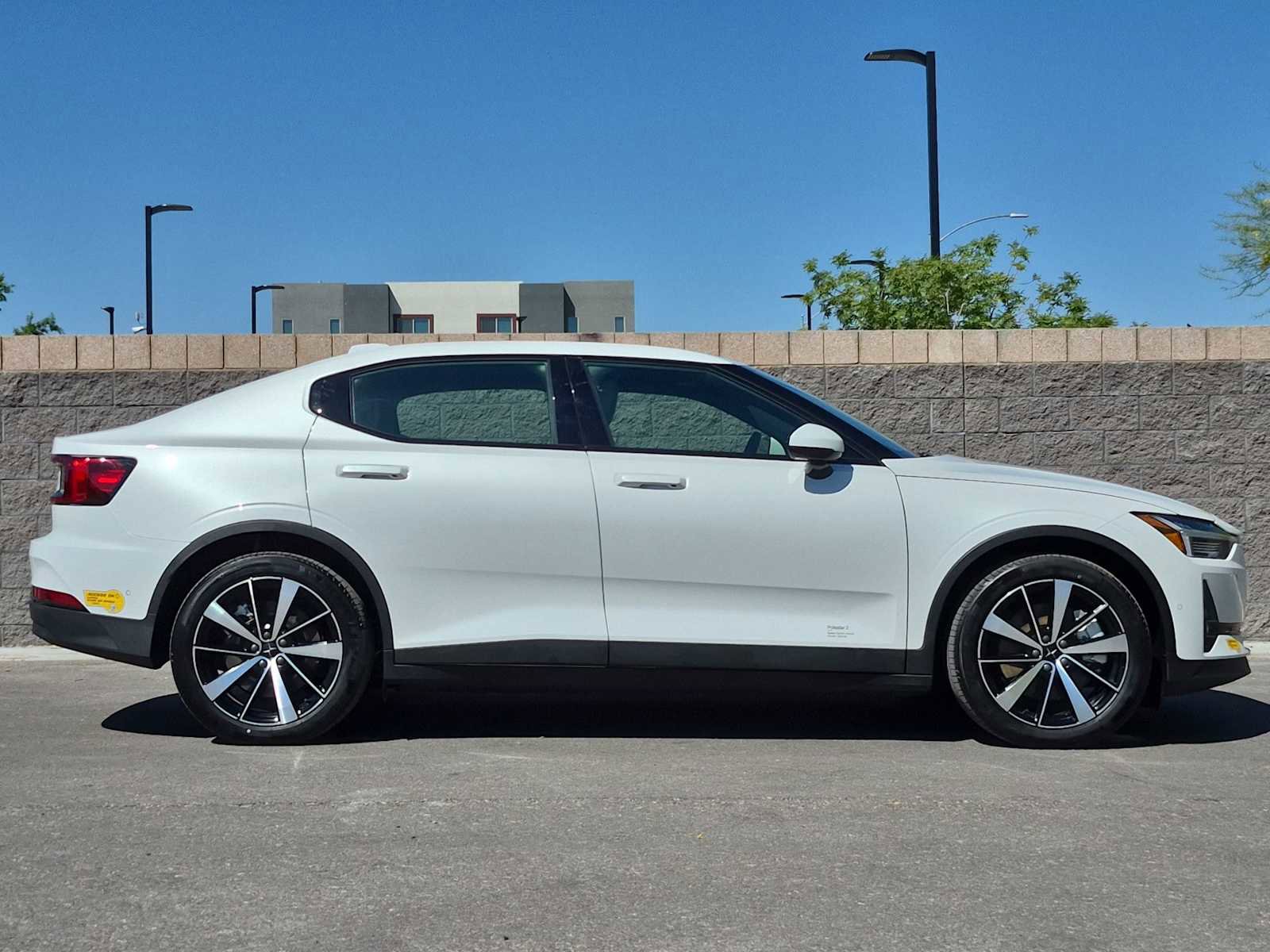 Used 2022 Polestar Polestar 2 w/ Pilot Package AWD/4WD image 10