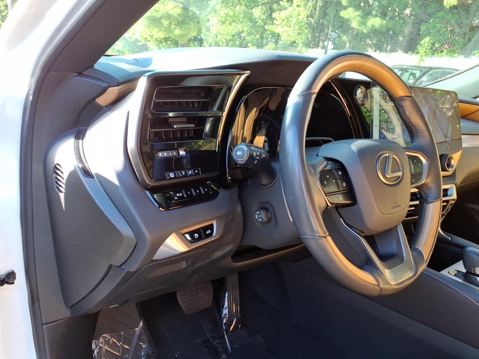 Certified 2024 Lexus RX 350 Premium Plus w/ Convenience Package AWD/4WD image 18