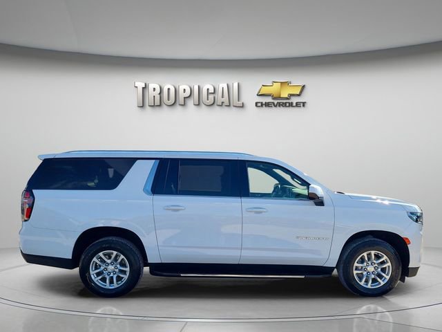 Used 2023 Chevrolet Suburban LT image 6