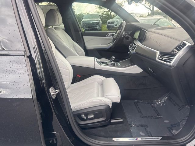 Used 2023 BMW X5 xDrive45e w/ M Sport Package image 23