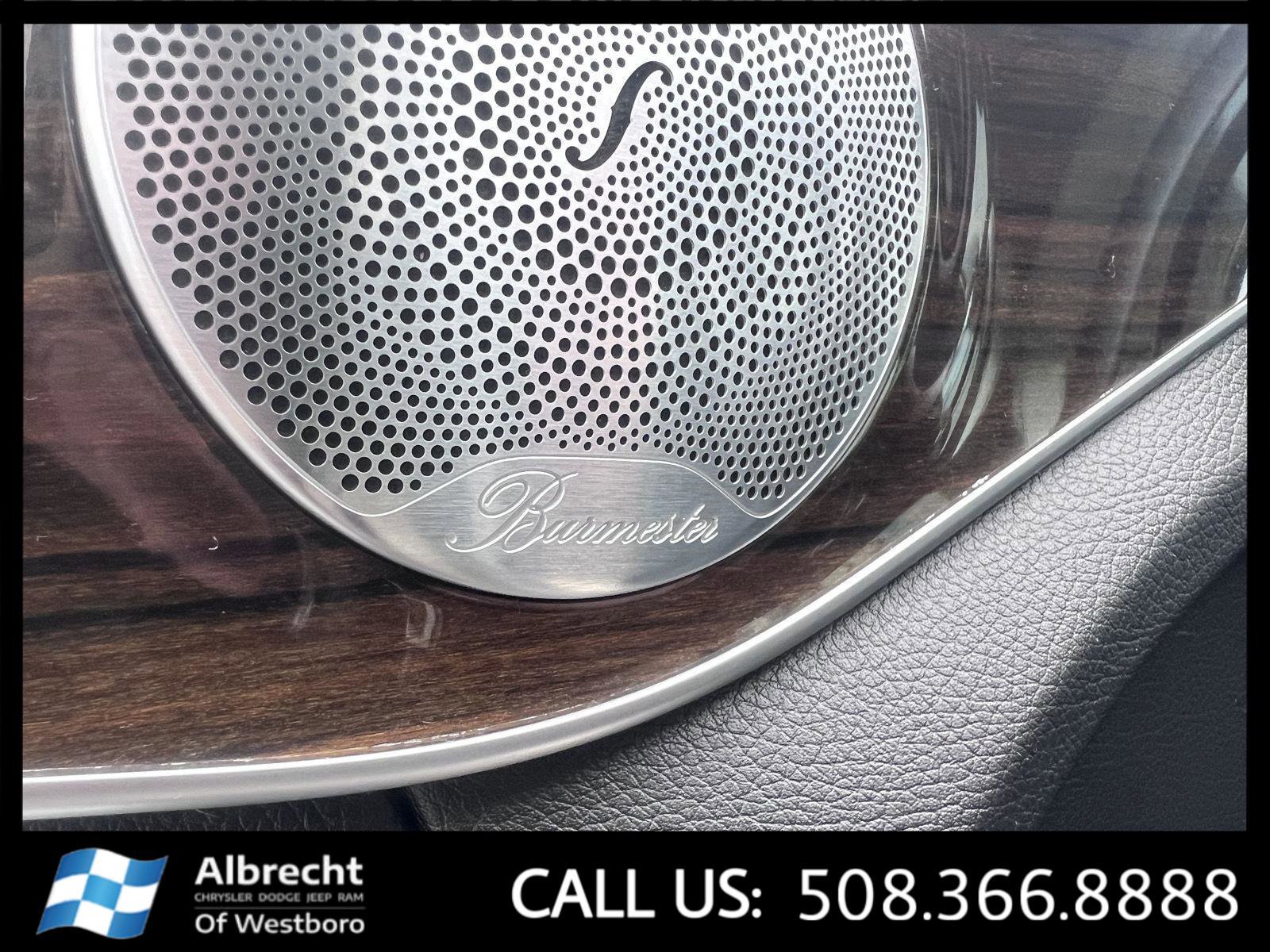 Used 2020 Mercedes-Benz C 300 4MATIC Sedan image 32