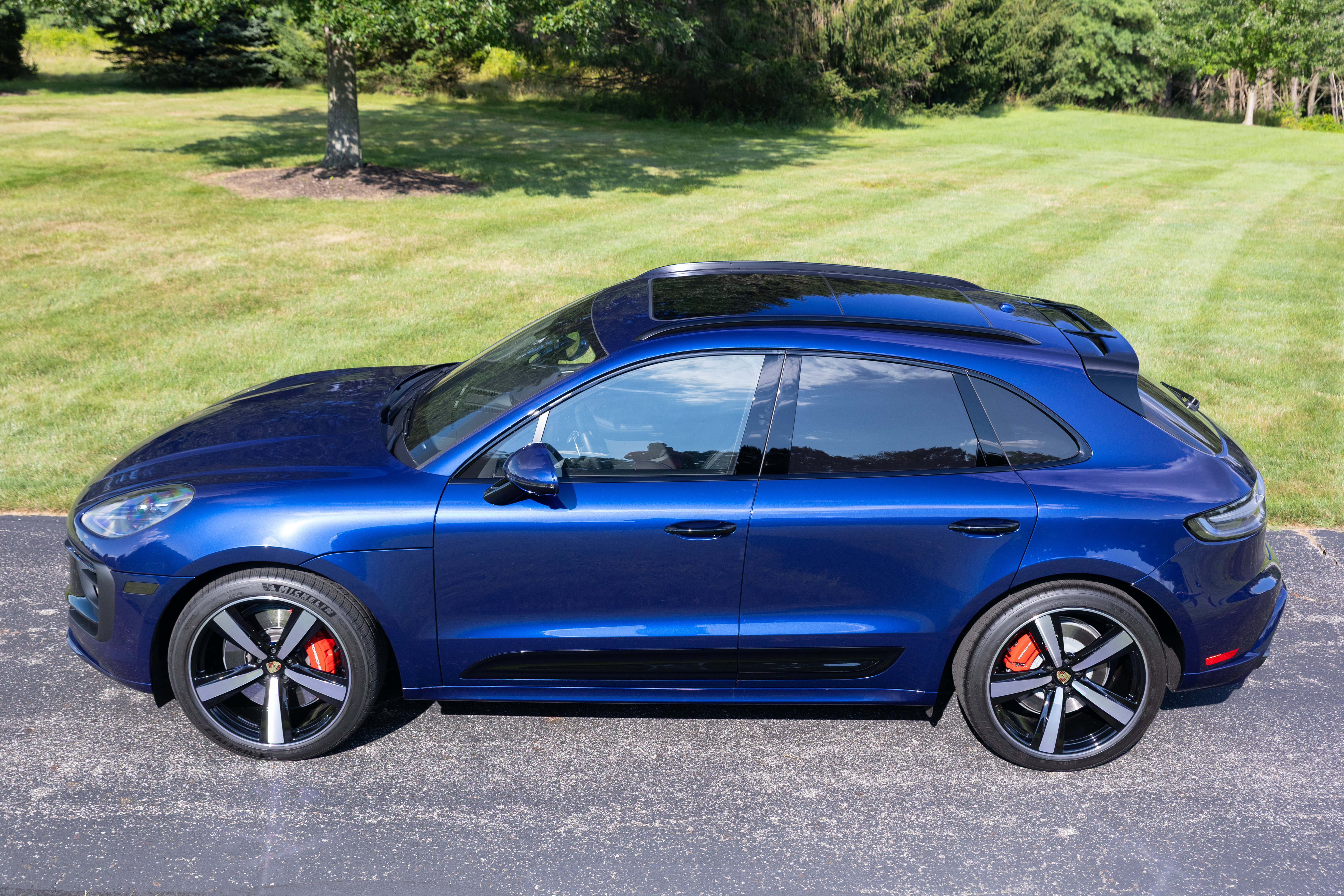 Used 2024 Porsche Macan GTS AWD/4WD image 73