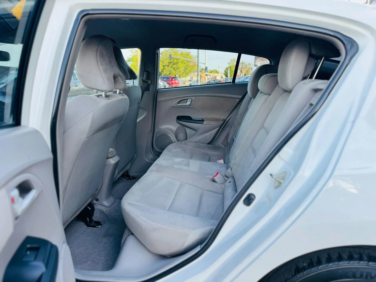 Used 2014 Honda Insight LX image 12