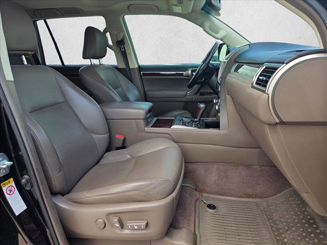 Used 2018 Lexus GX 460 Luxury w/ Preferred Accessory Package AWD/4WD image 20