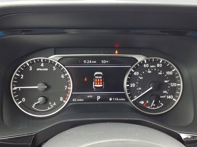 Used 2025 Nissan Pathfinder SV image 17