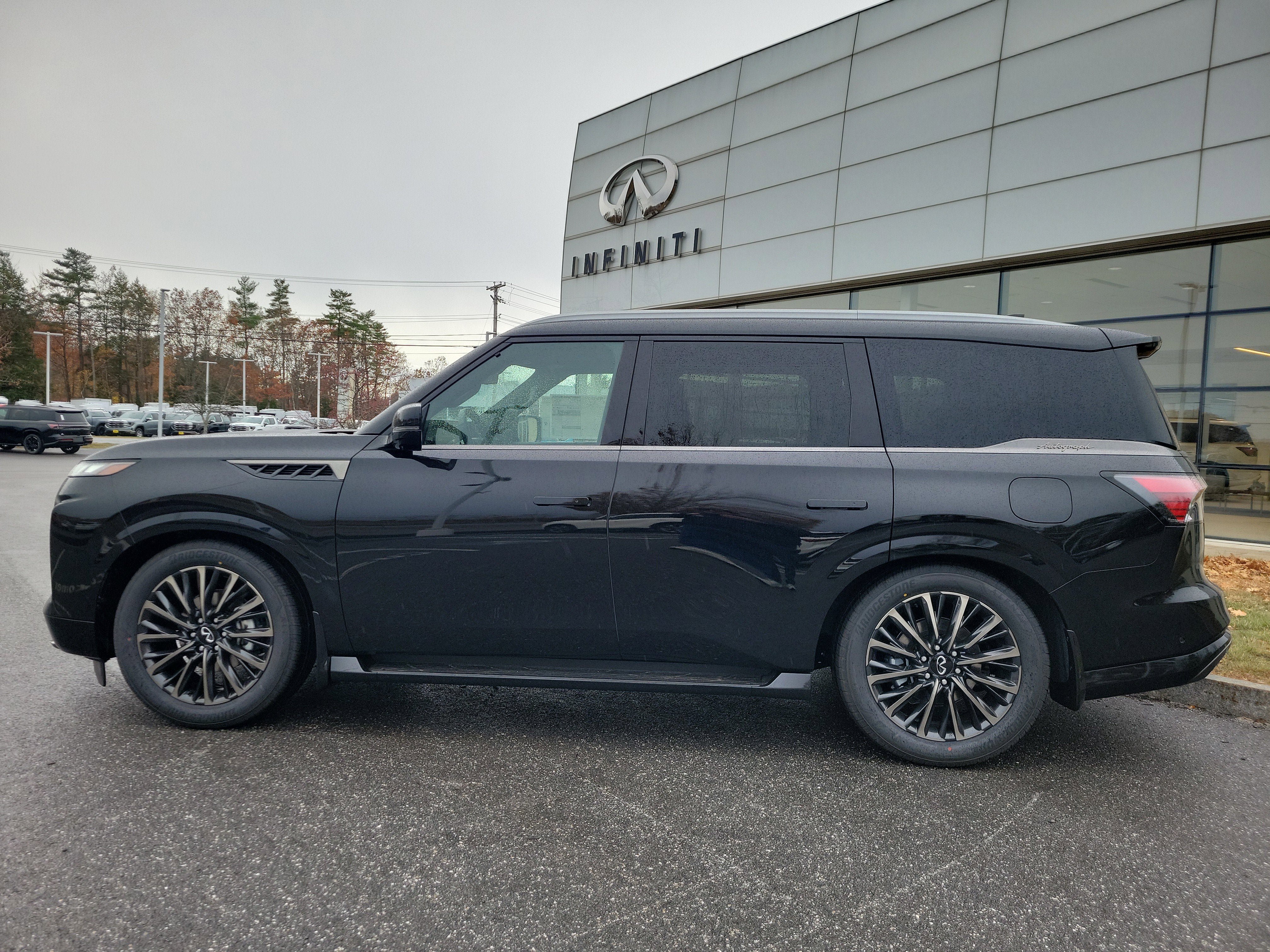 New 2026 INFINITI QX80 Autograph AWD/4WD image 2