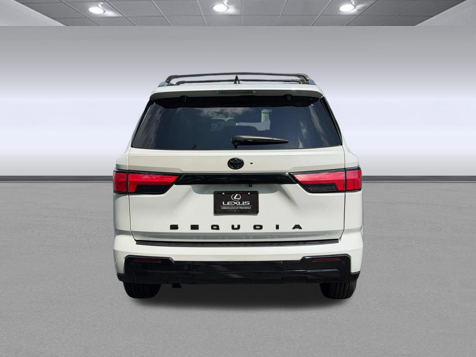 Used 2024 Toyota Sequoia Platinum AWD/4WD image 10