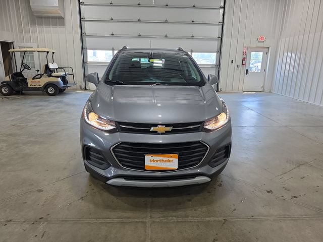 Used 2019 Chevrolet Trax LT w/ LT Convenience Package FWD image 3