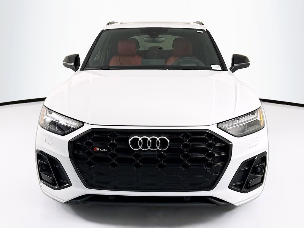 Used 2023 Audi SQ5 Prestige w/ Prestige Package image 2