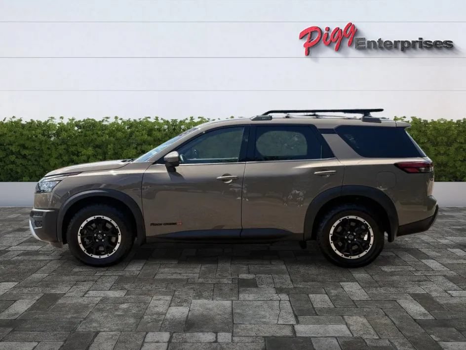Used 2023 Nissan Pathfinder Rock Creek AWD/4WD image 3