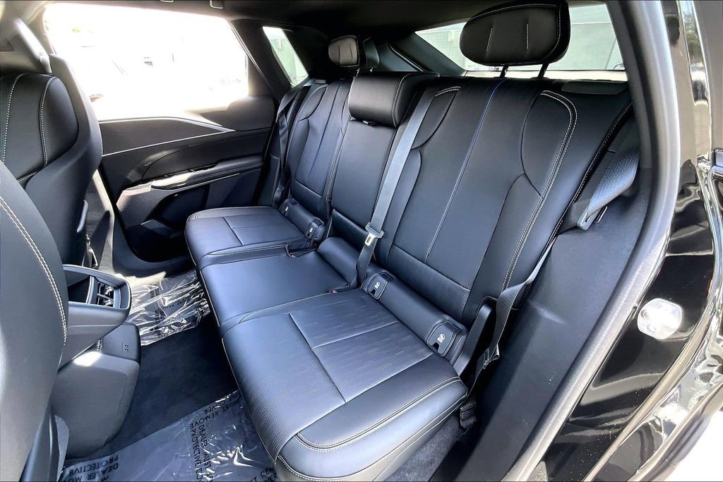 New 2026 Cadillac Lyriq Sport w/ LPO, Floor Liner Package AWD/4WD image 27