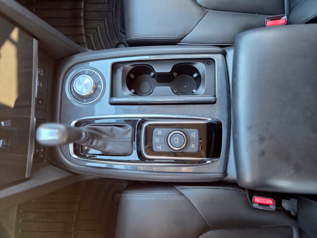 Used 2022 Nissan Armada SV AWD/4WD image 26