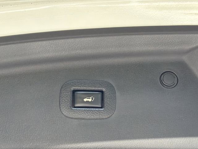 Used 2019 Nissan Armada Platinum w/ Captain's Chairs Package RWD image 26