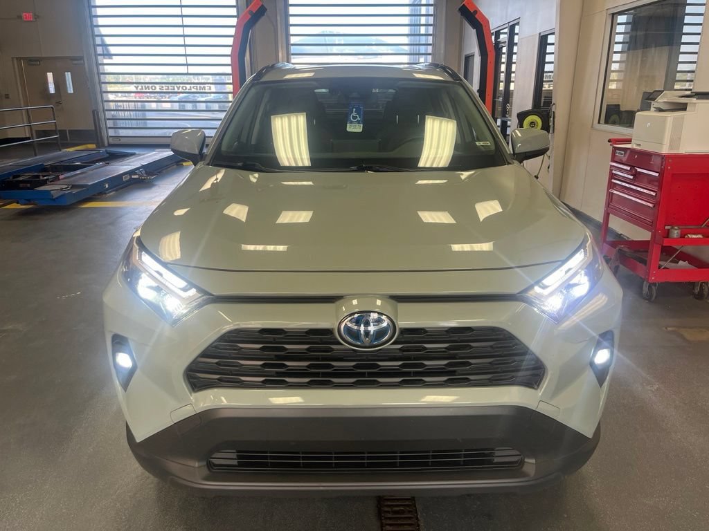 Used 2023 Toyota RAV4 XLE Premium AWD/4WD image 10