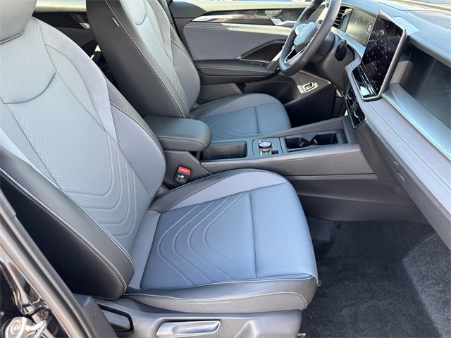 New 2026 Volkswagen Tiguan SE R-Line image 19