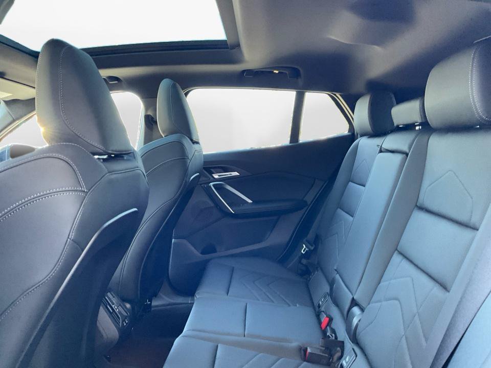 New 2027 BMW X2 xDrive28i AWD/4WD image 13