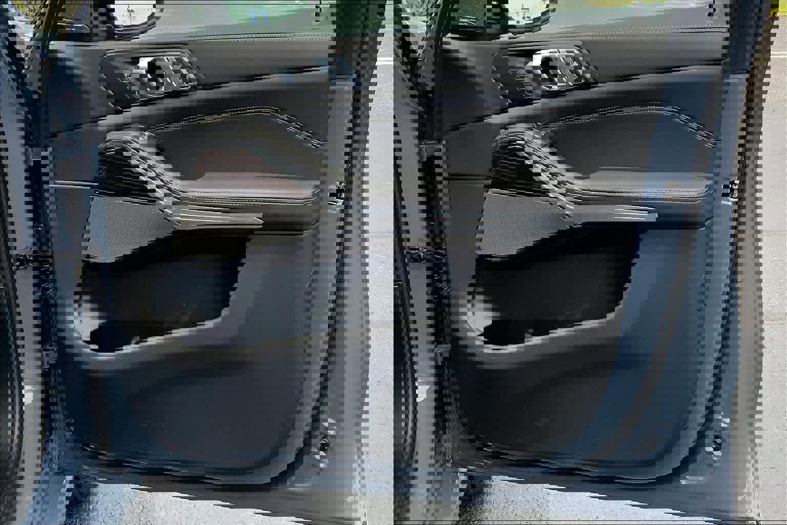 Used 2024 BMW X7 xDrive40i image 24