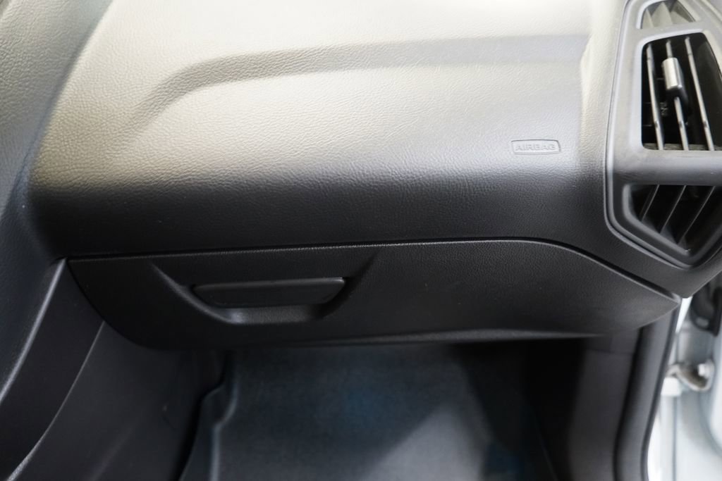 Used 2015 Ford Focus SE FWD image 34