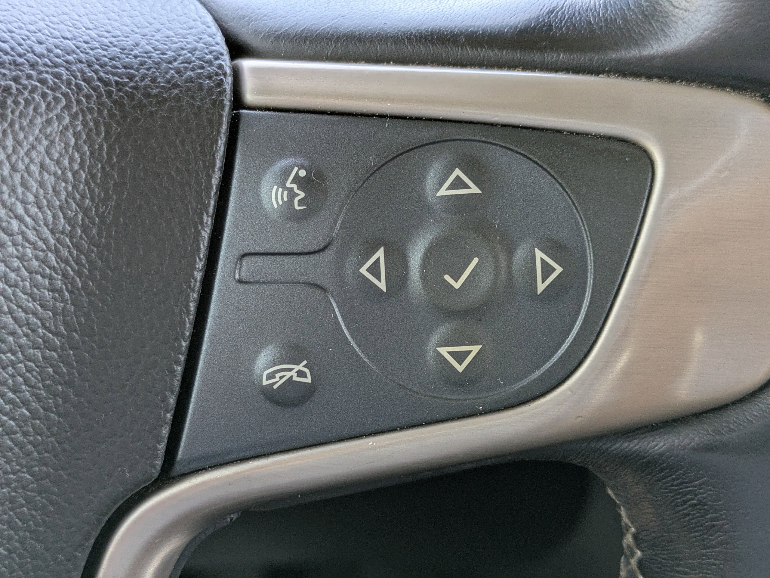 Used 2019 GMC Yukon Denali w/ Open Road Package image 24