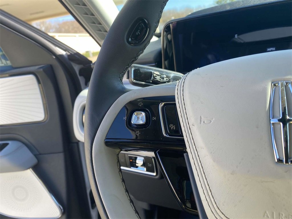 New 2025 Lincoln Aviator Reserve w/ Equipment Group 201A image 31