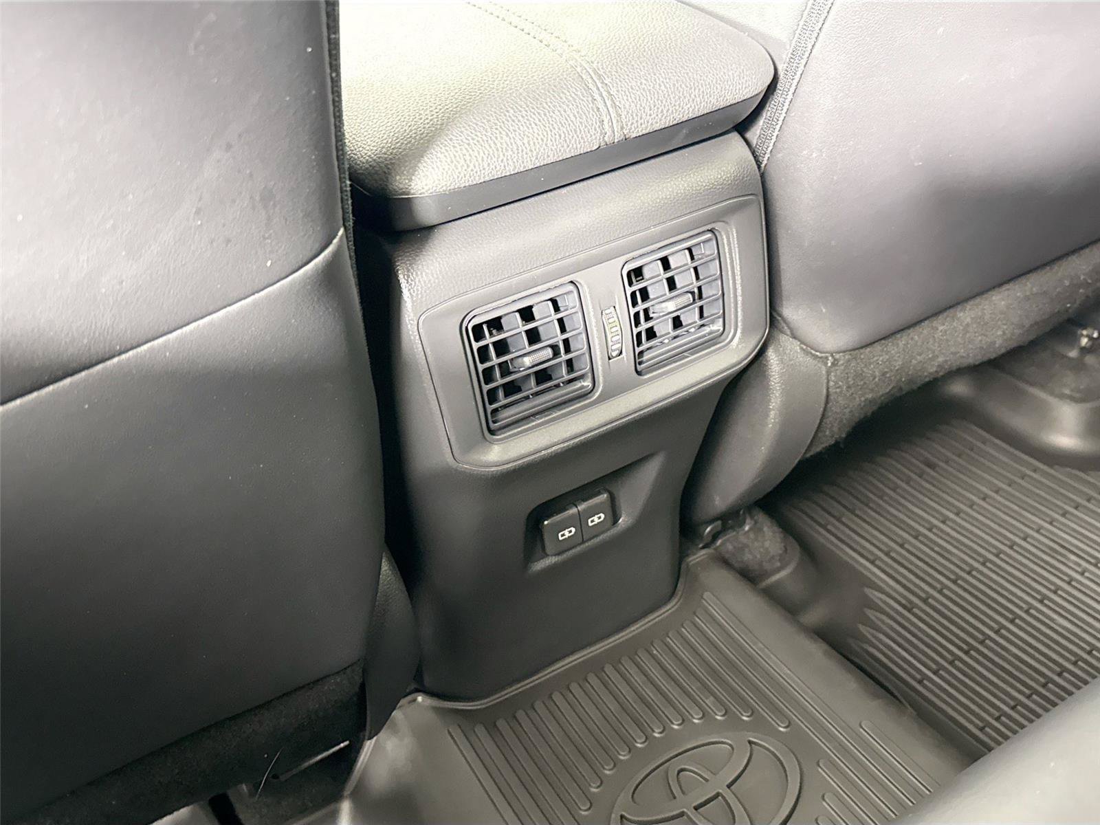 Used 2024 Toyota RAV4 XLE Premium FWD image 35