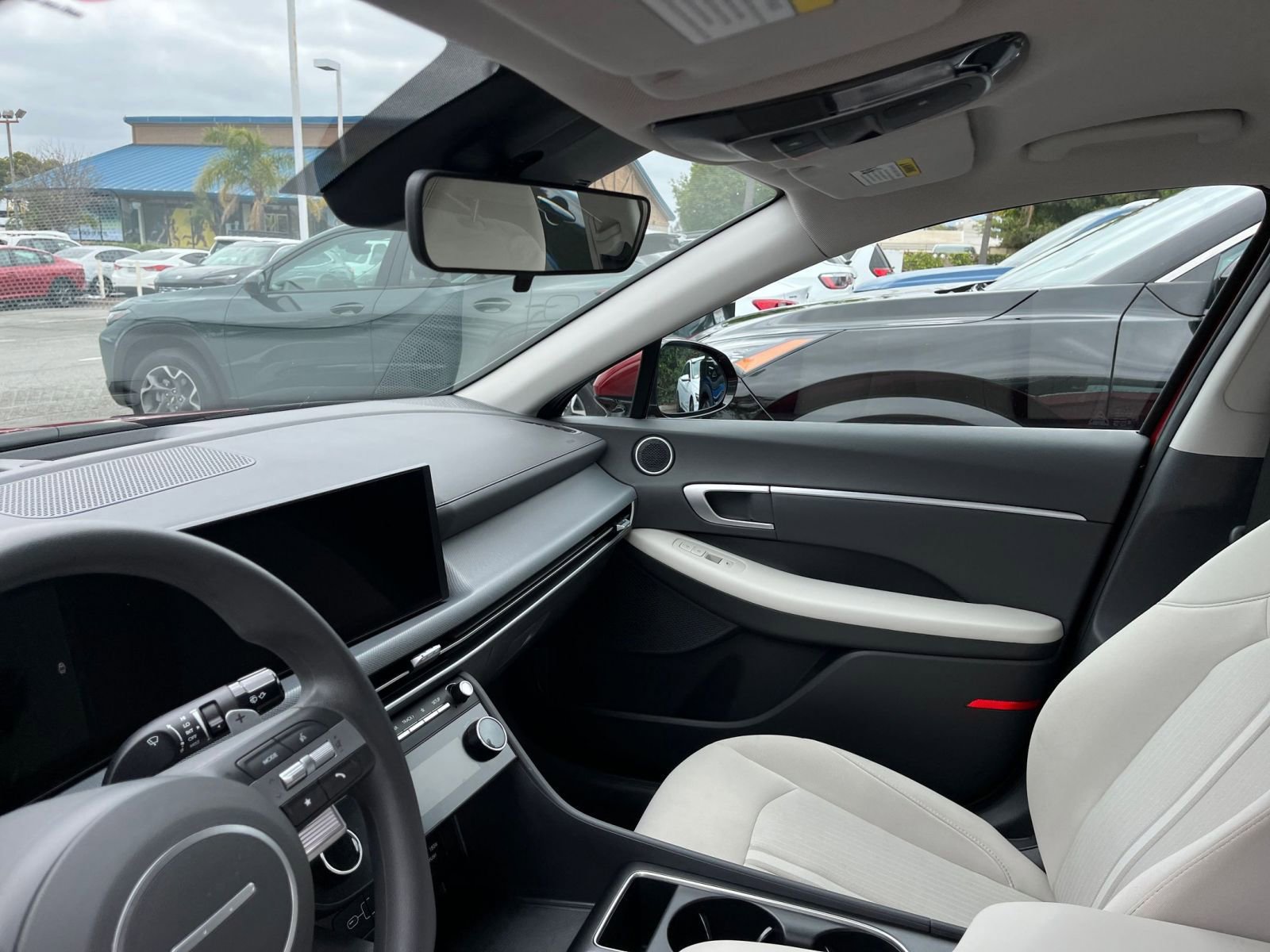 Used 2025 Hyundai Sonata SEL FWD image 36