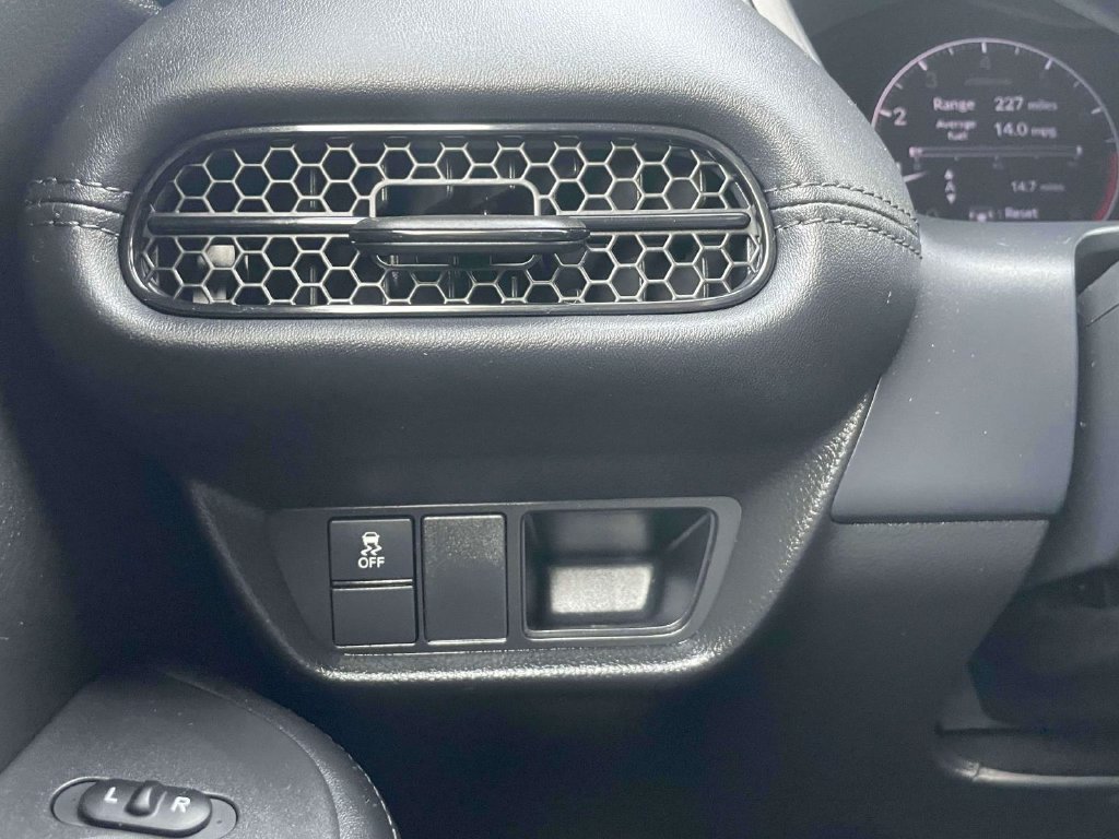 Certified 2023 Honda HR-V LX image 20