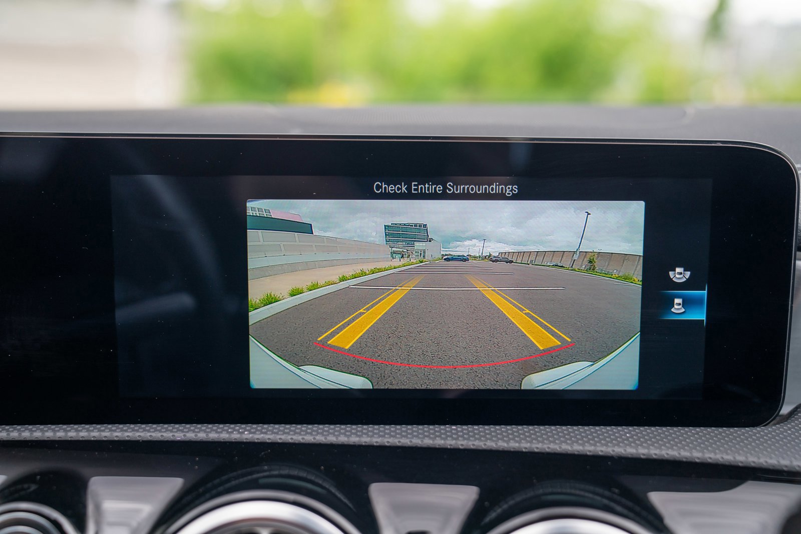 Used 2021 Mercedes-Benz CLA 250 4MATIC image 16