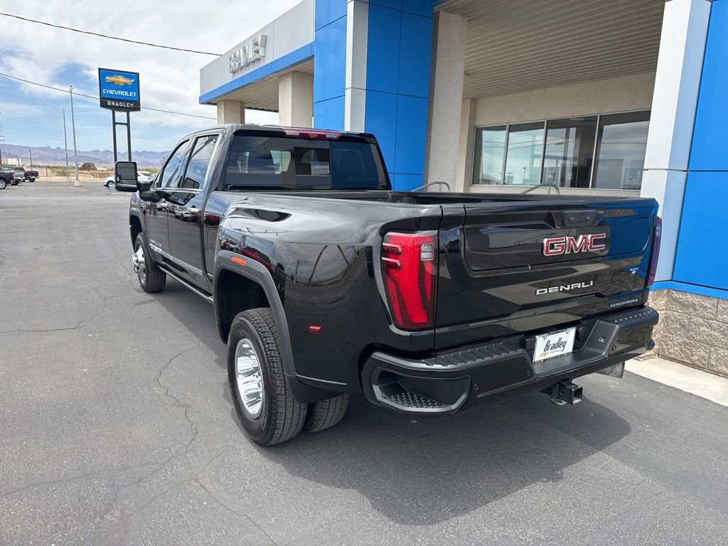 Used 2025 GMC Sierra 3500 Denali w/ Denali Reserve Package AWD/4WD image 8